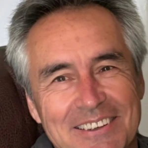 image of agent Barry Warner