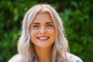 image of agent Mackenzie Barker